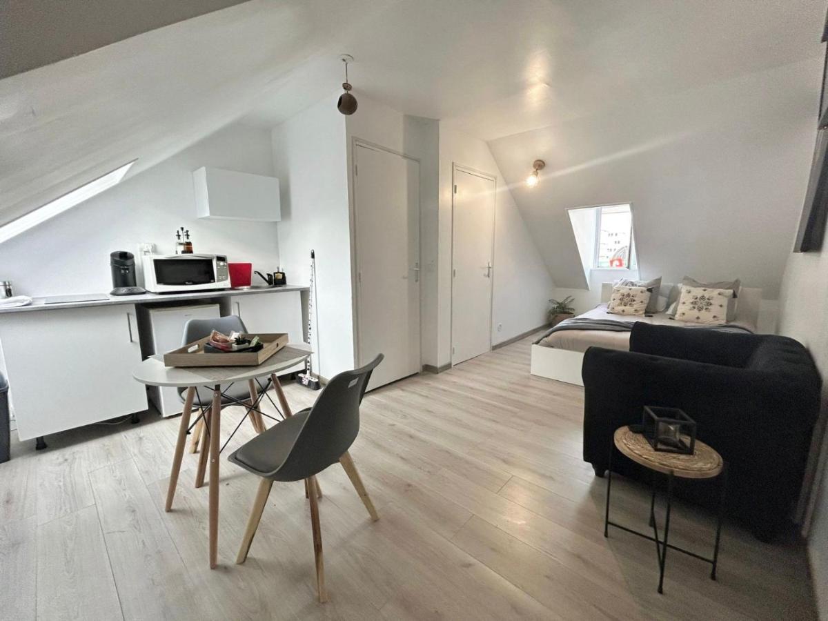 Appt 3 A Deux Pas De La Gare D'Amiens Apartment Exterior photo